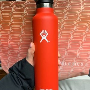 hydro flask 24 oz red